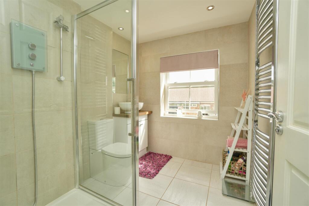 Ensuite Shower Room