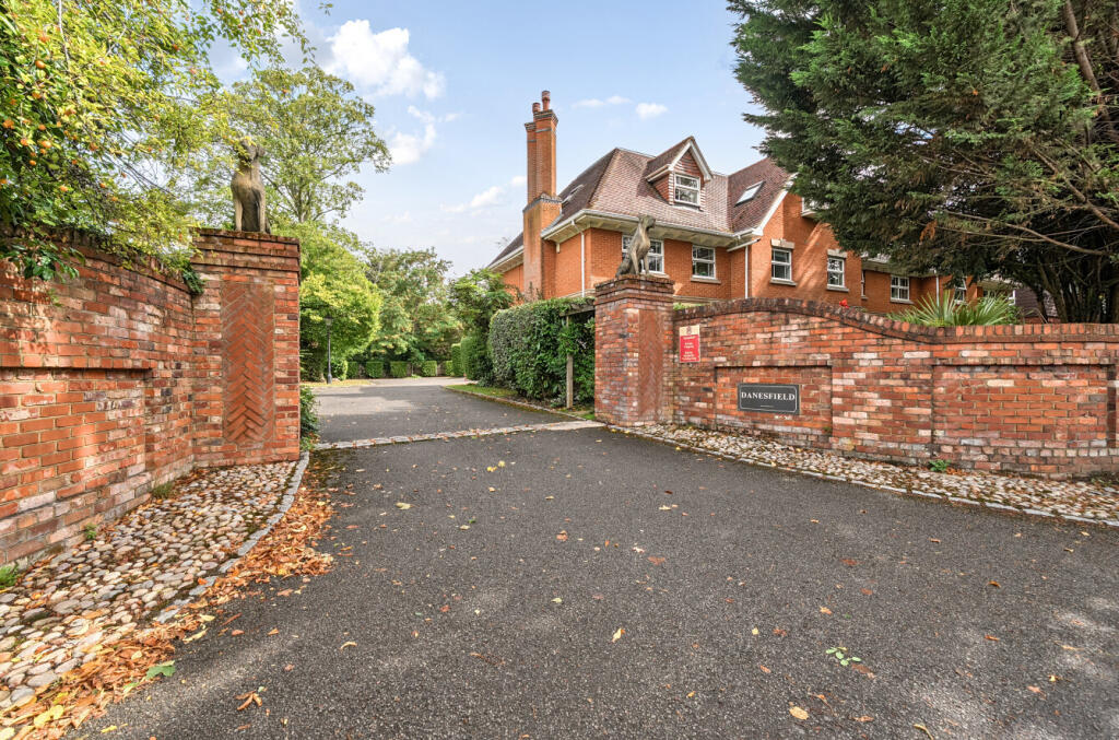 1347276-1-68b83a3...