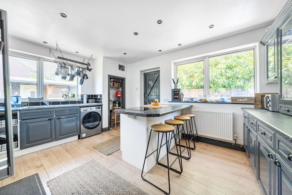 Kitchen / Breakfast room