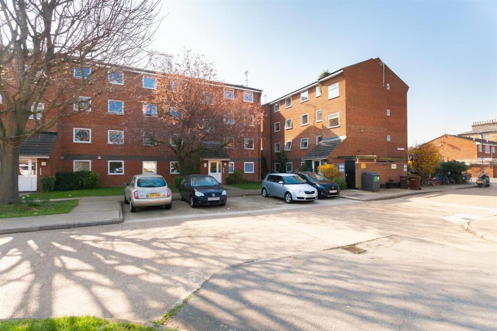 Regency Court