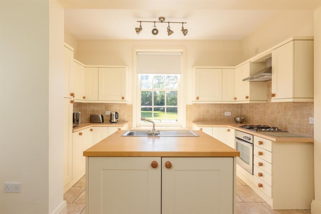 Cottage Kitchen