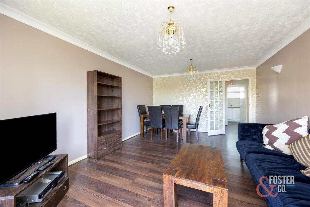 Goldstone Crescent_15_Hove Park Manor_Flat 4-007.j
