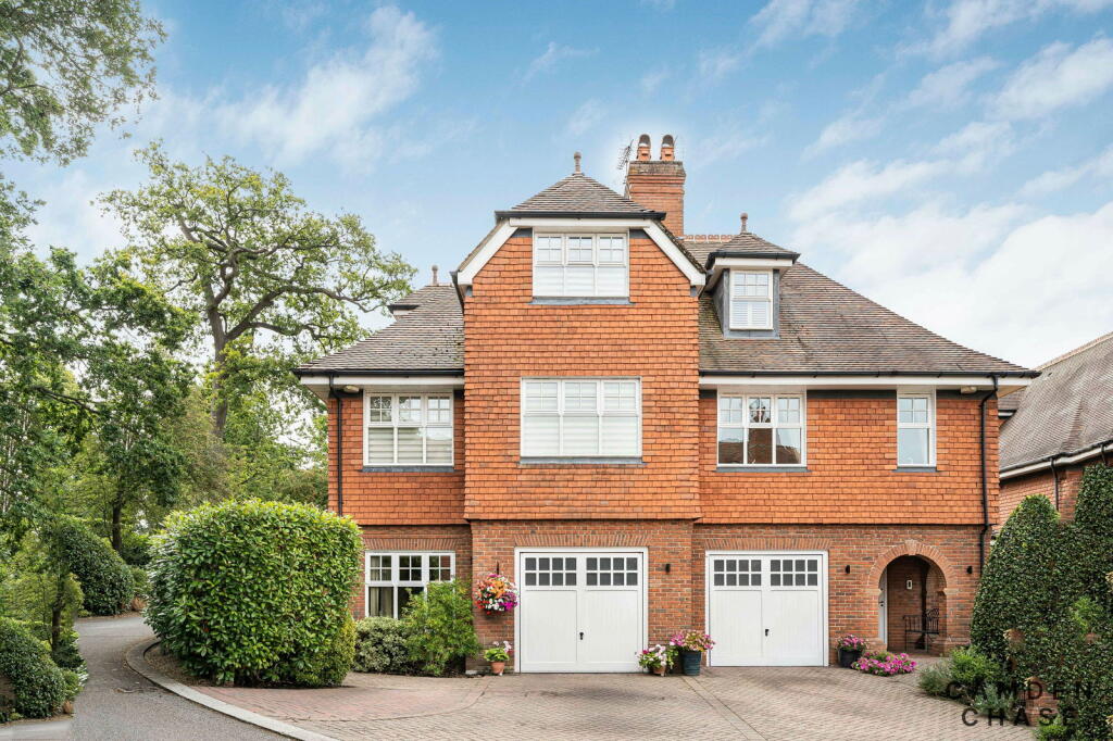 Holbrook Gardens, Aldenham, WD25 8AB