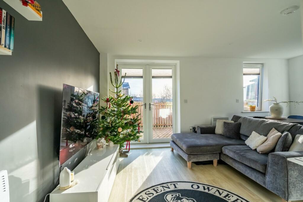 block c aviaotor court (3 of 15).jpg