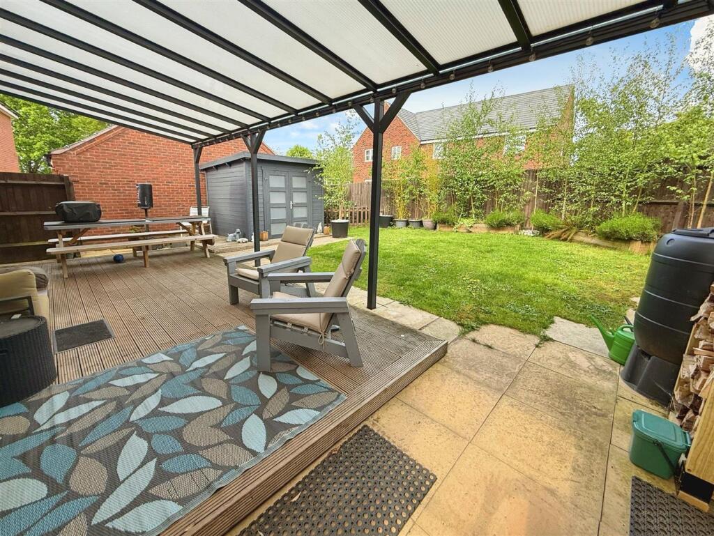 Covered Terrace