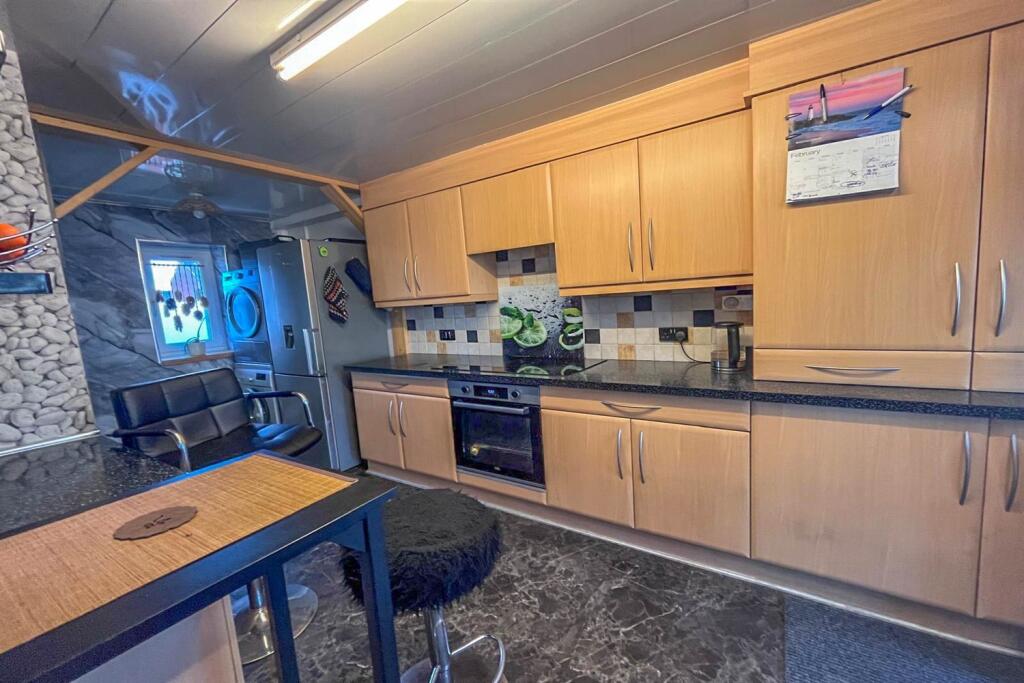 Kitchen Breakfast Ro