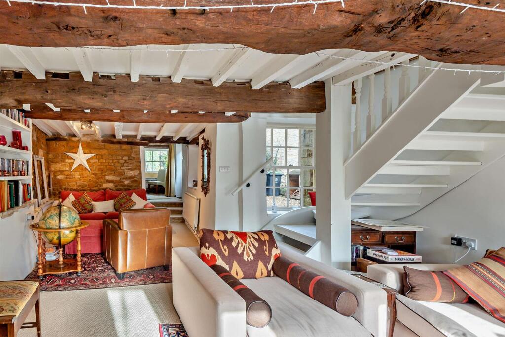 8635365-interior03-800.jpg