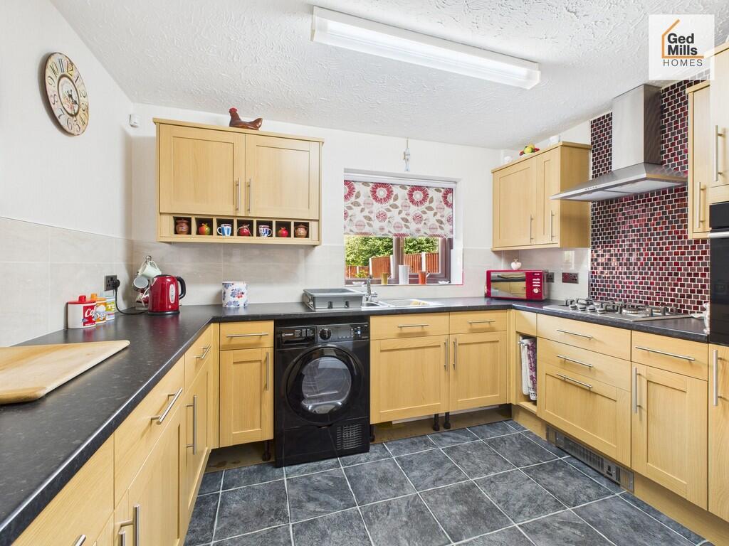 CAM04261G0-PR0066...