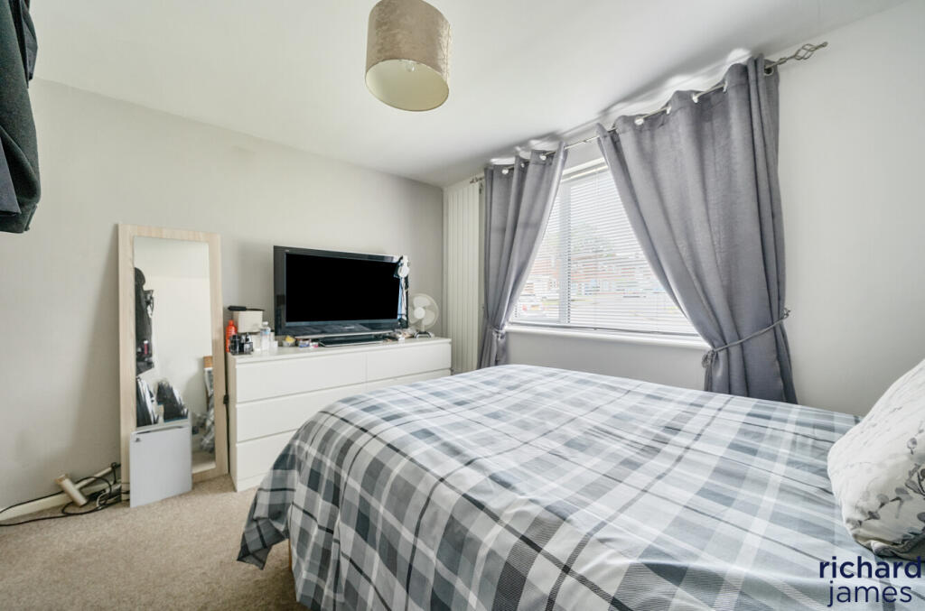 b1fa062a8e93408d96351754f7dd68e4