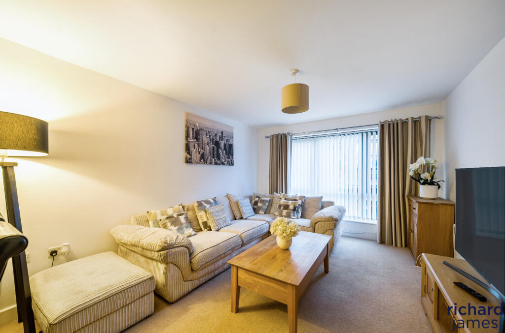 2f7c7071f0804bbbbc8cc2c16a7cb8f3