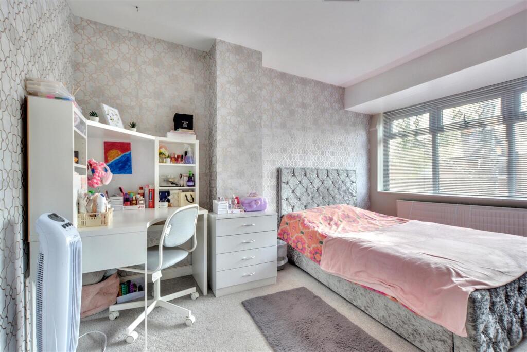 Bedroom One_2.jpeg