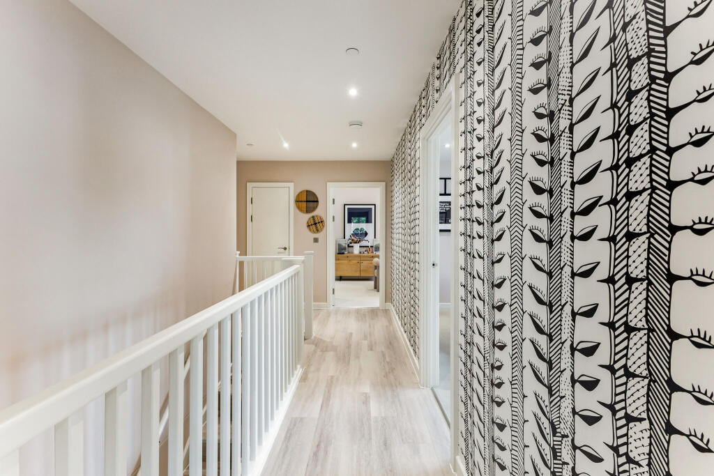 98533_Show Apartment Eeko Agar Grove Camden (22...