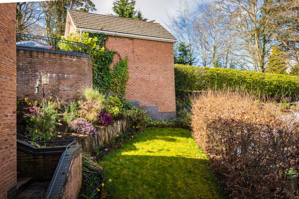 Side Garden