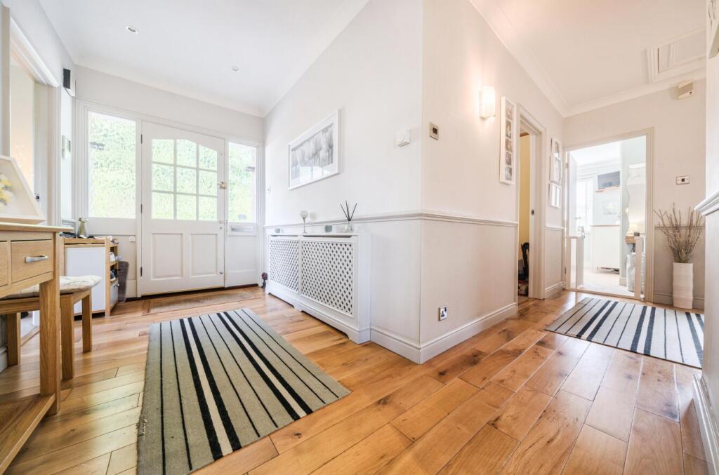 1298544-29-683044...