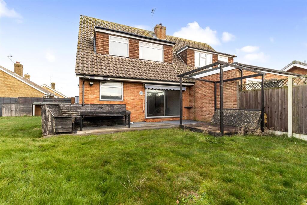 7 Tamar Close-019.JPG