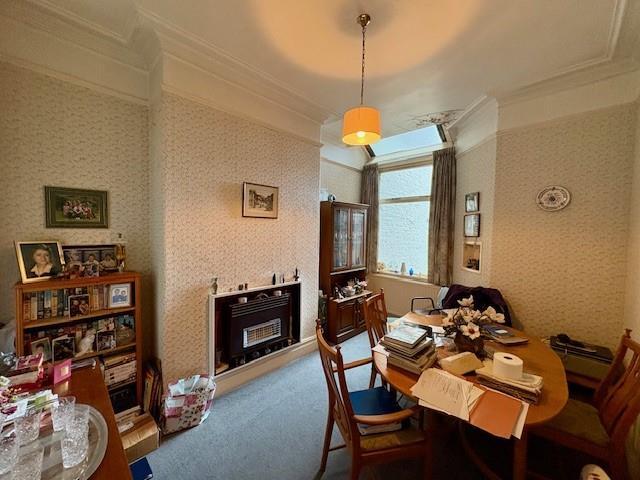 26 Lowfield 6.jpg