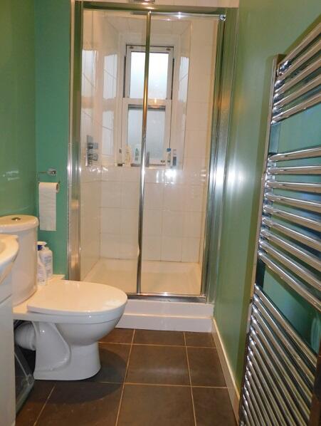 5144-20210316211747-4966-20201127153425-vpt-bath-victor-park-terrace-edinburgh-eh12