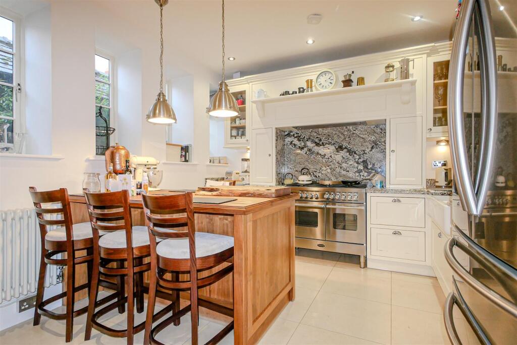 Kitchen/Breakfast Room