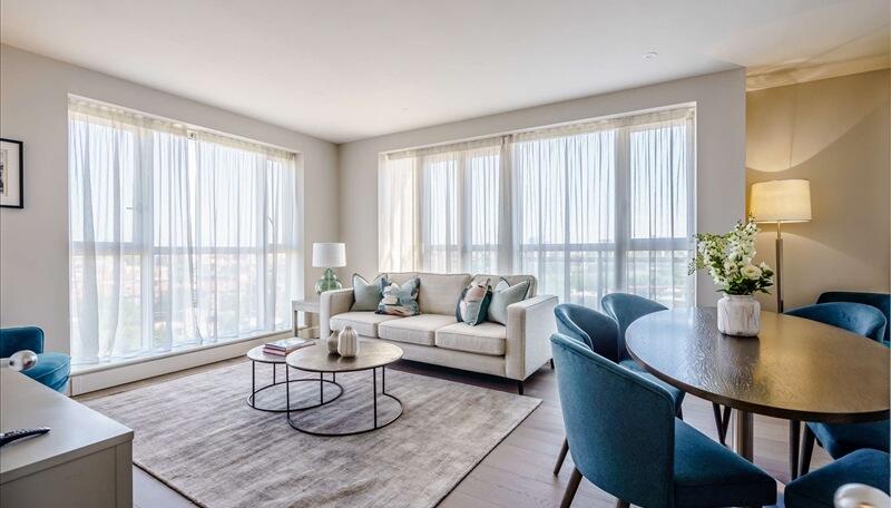 E14 8RQ - 8th floor - 2 bedrooms - 1069sq ft - 2 