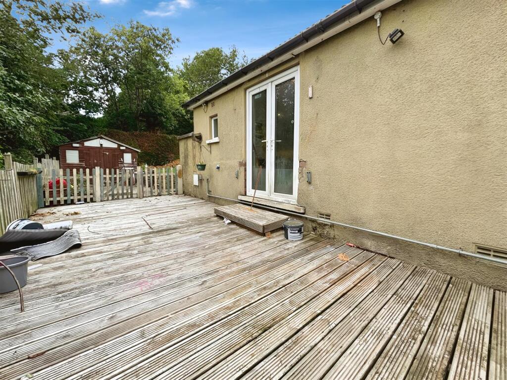 Side Decking