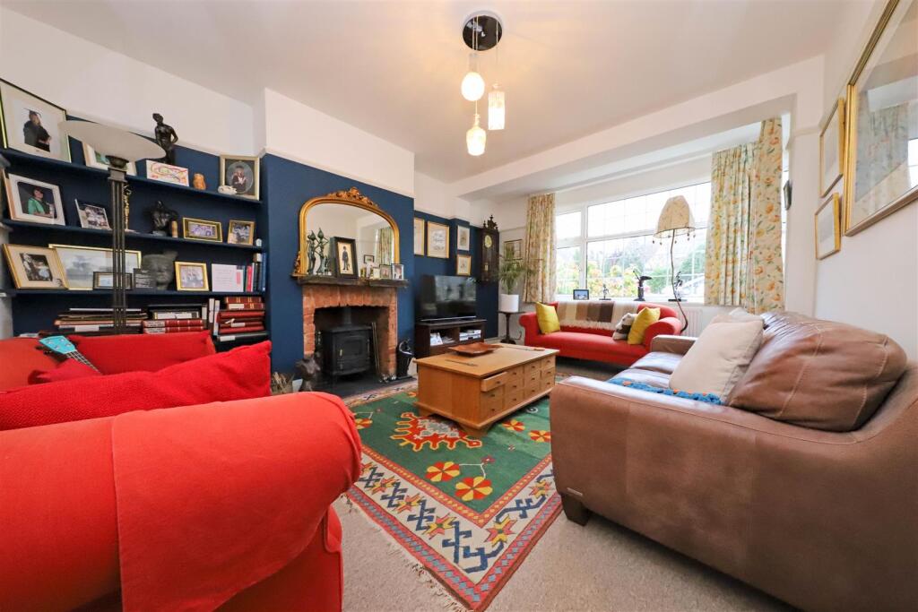 nicholas james neville ave living_.jpg