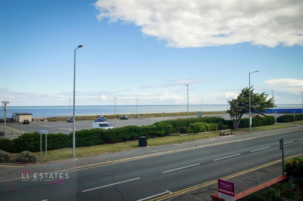 62 East Parade-51.jpg