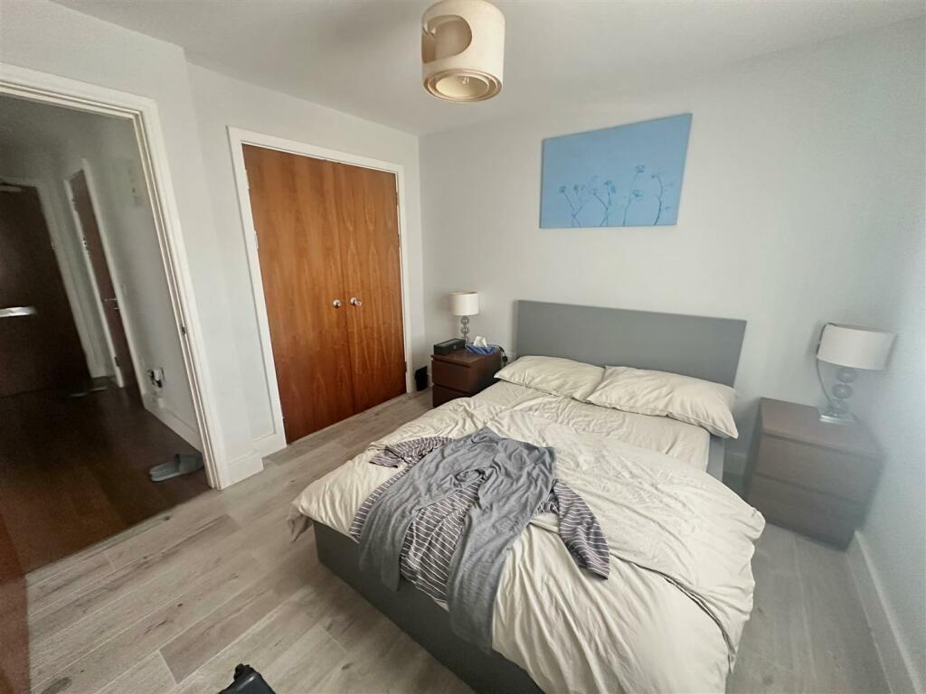 151 Electra - Bedroom 1.jpg