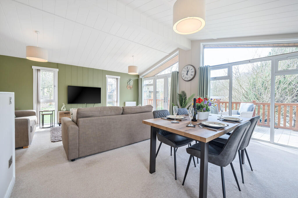 Open Plan Living/...
