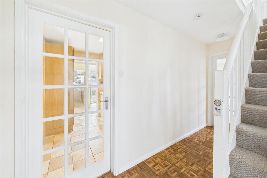 26 Quarry Mead, Alveston, Near Thornbury, South Gl