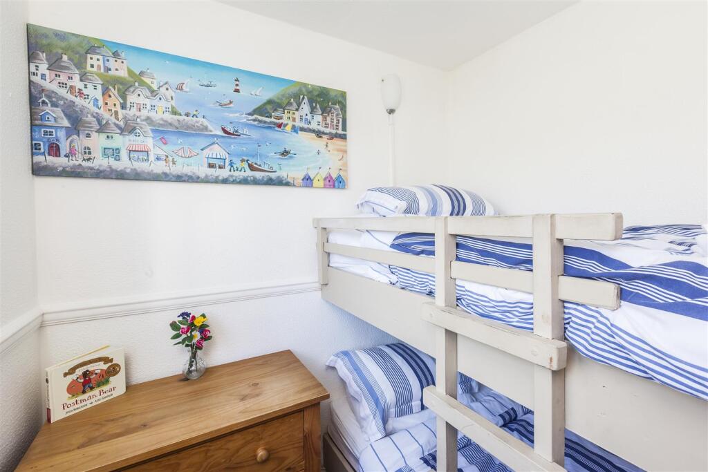 Old Toms Cottage 2022-17.jpg