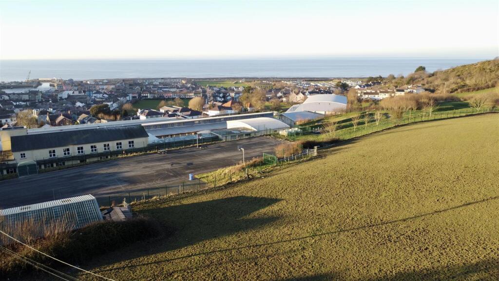 dji_fly_20250115_154118_102_1736955748845_photo_op