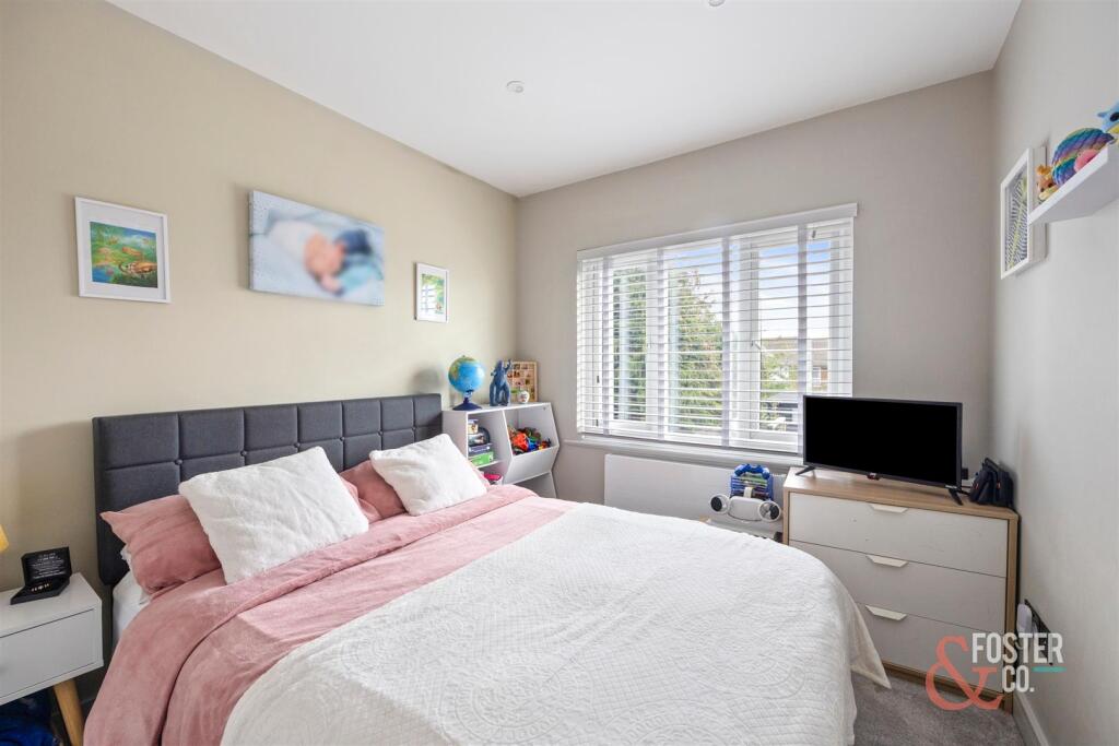 King George VI Drive, 39-003.JPG