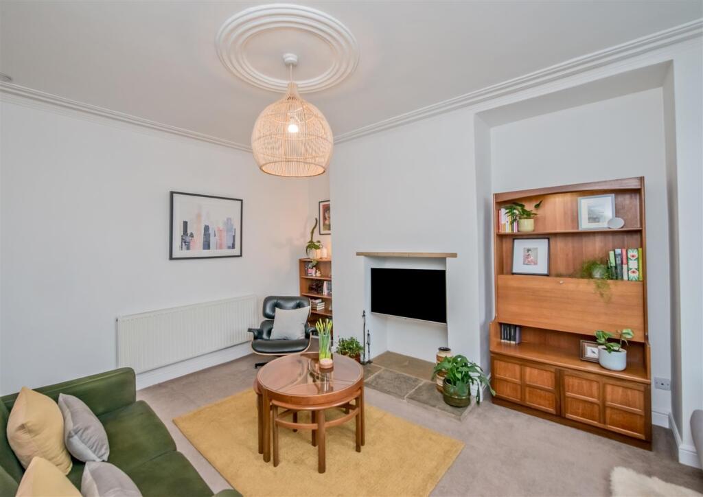 Living Room: