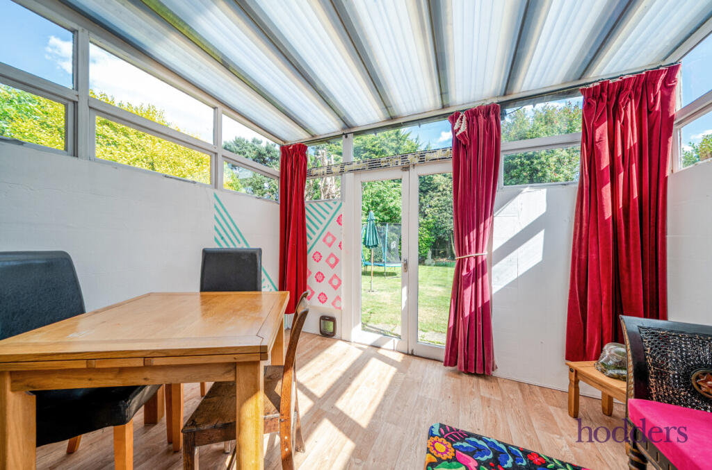 efe55fe8-87f3-4e7...