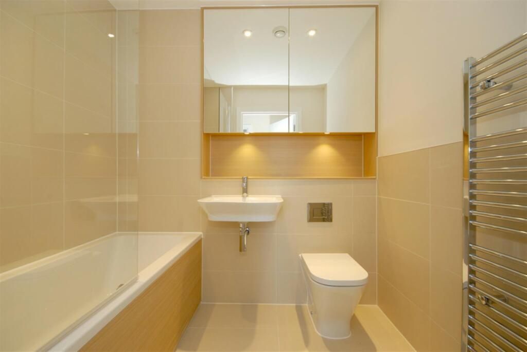 Main Bathroom