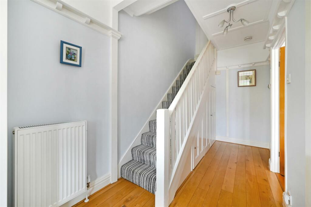 COOMBE LANE, 141-21.jpg