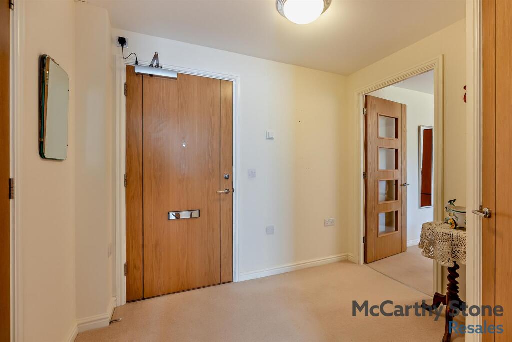 8637664-interior21-800.jpg