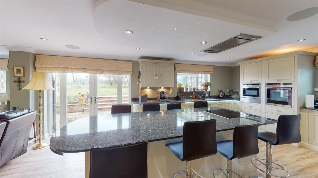 Highfield-House-Little-Ditton-03082021_180736.jpg