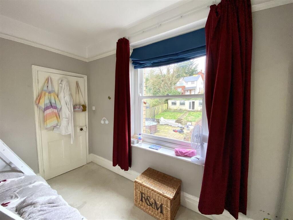 BEDROOM 3