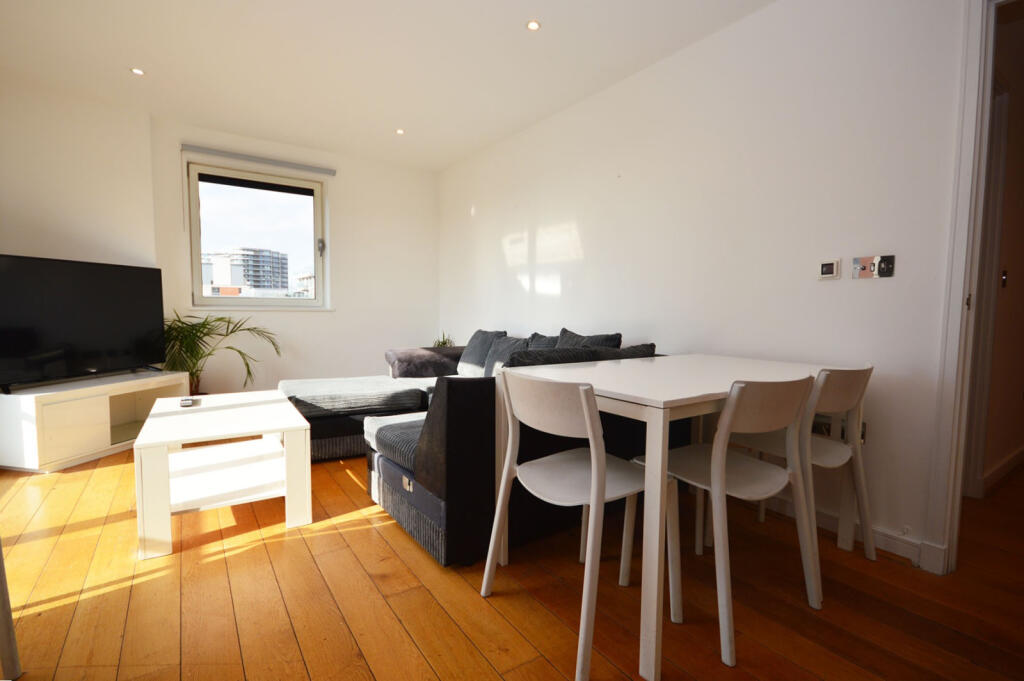2 Double Bedroom Apartment to Rent