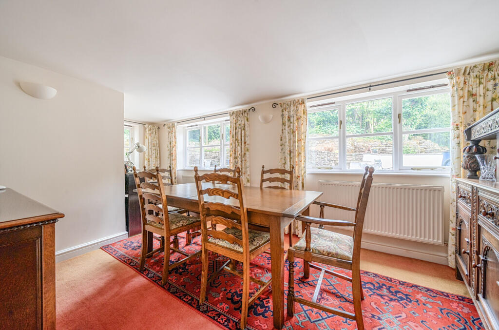 1287263-23-6829c7156df2c-ARW