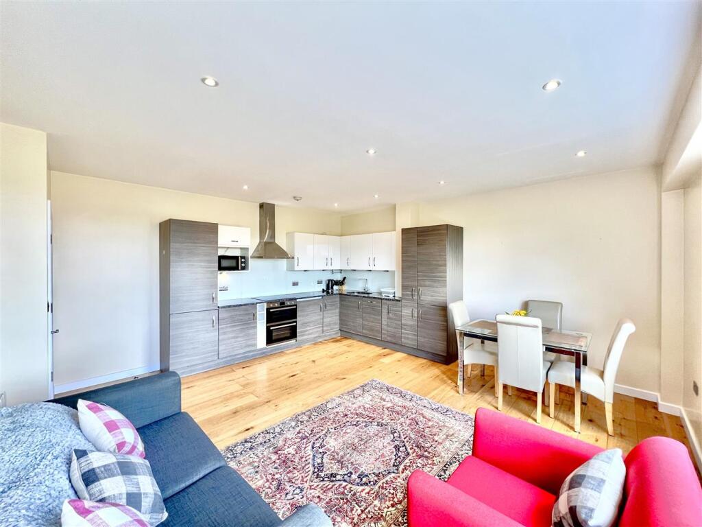 Open Plan Kitchen/ Reception Room
