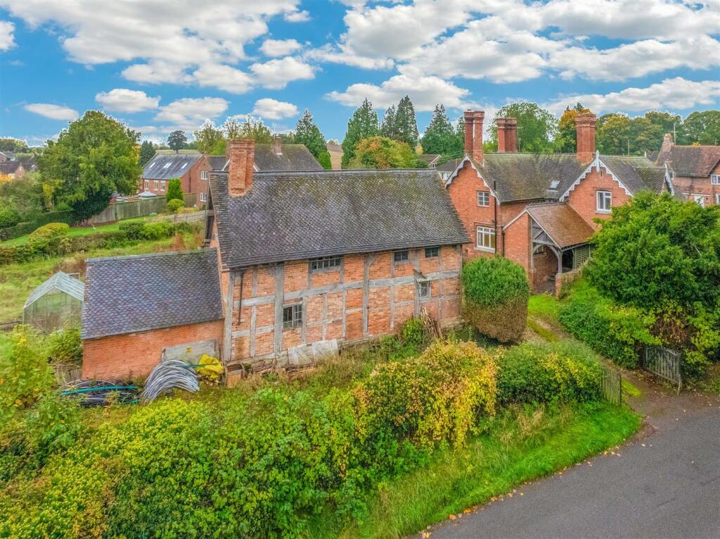 Grade II Listed Barn