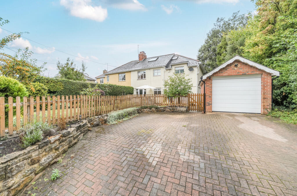 13472141368c1c4160bf25