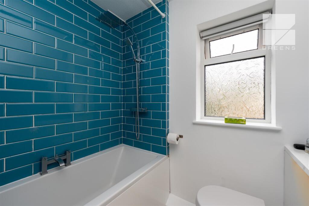 8 Belmont Close_0033.jpg