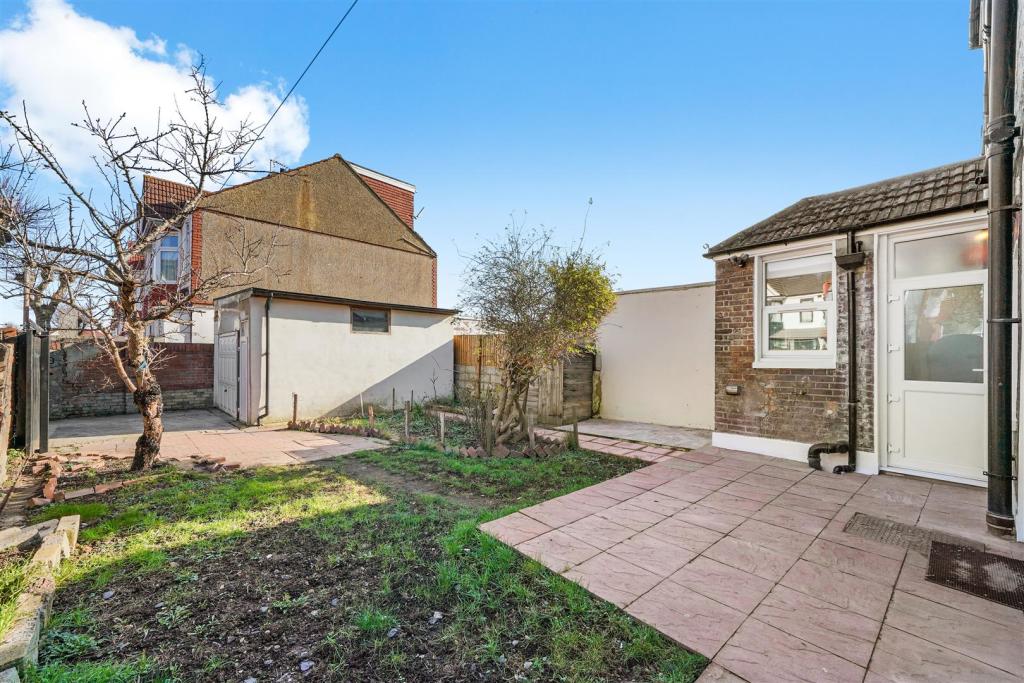 16 Westbury Avenue - Cl8i1EIHawQr4duXtteY.jpg