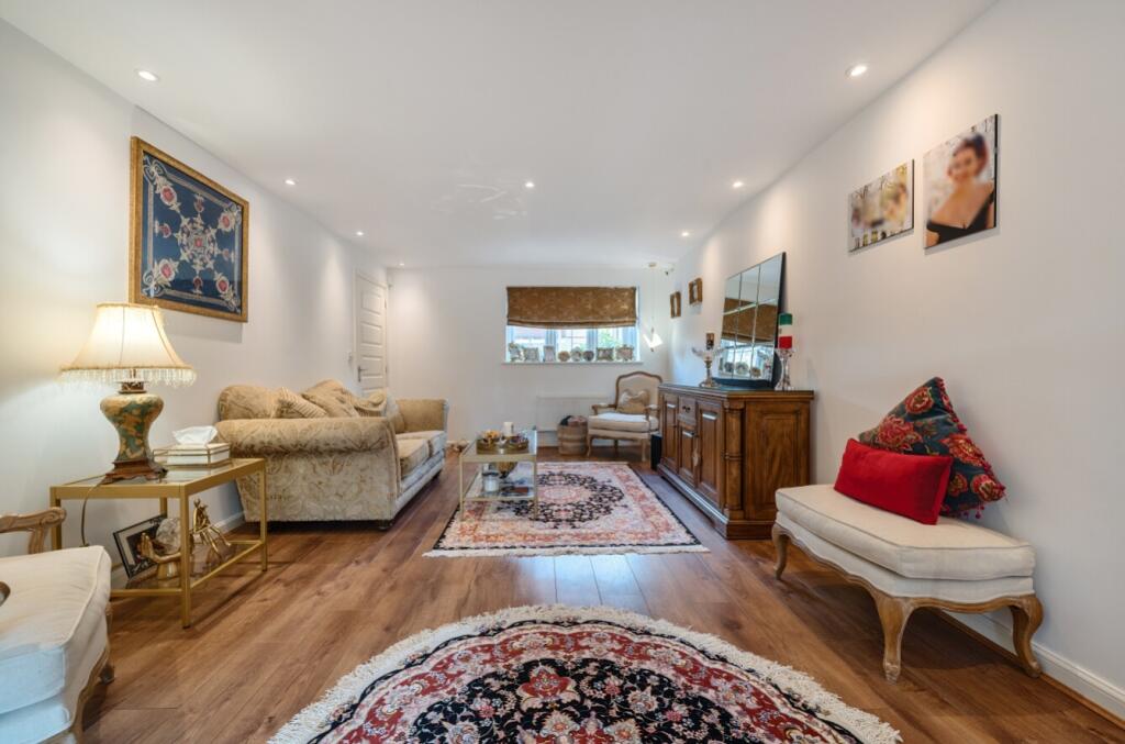 1304038-12-6841af7f854a6