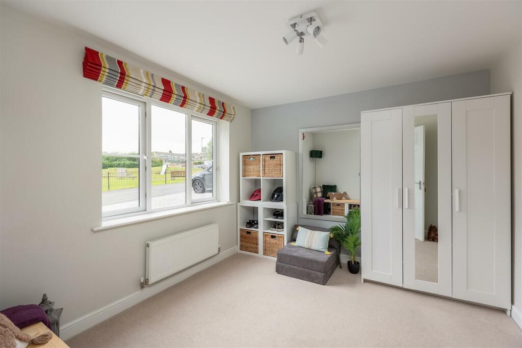 Shepherds_Hill_6_Reception_Room[1].jpg
