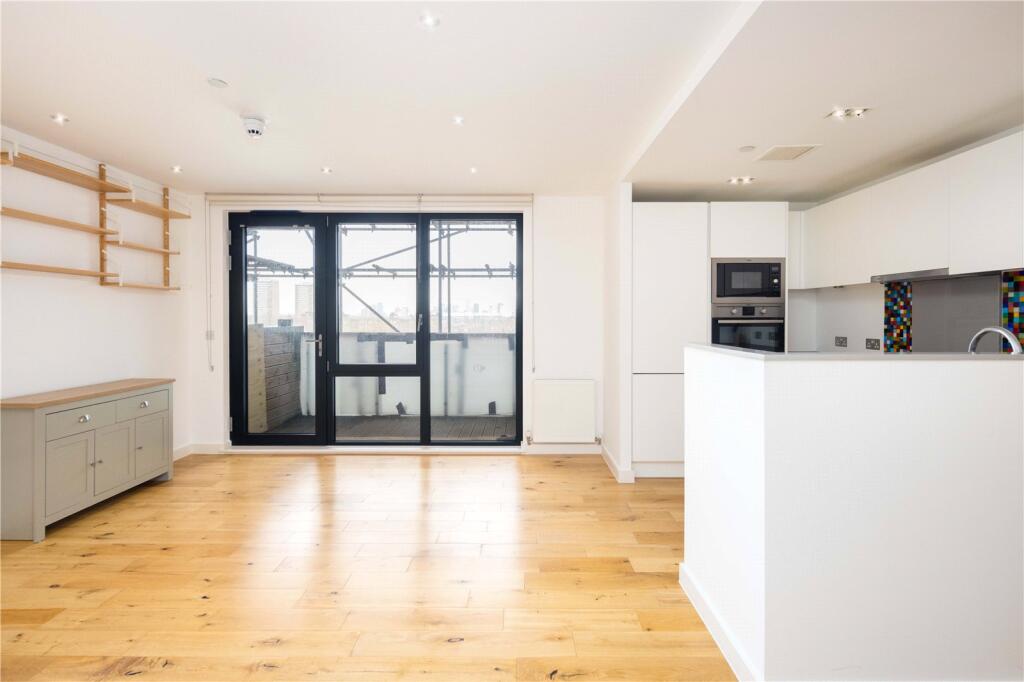 Living Room/Kitchen