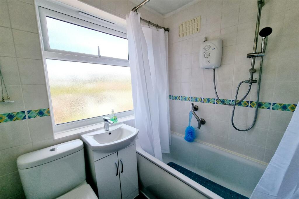 BATHROOM: